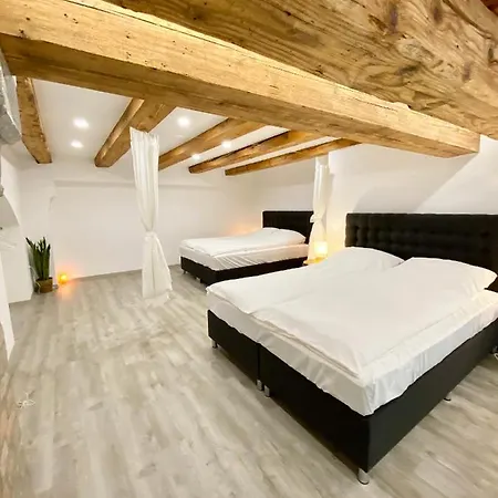 Apartment Lux